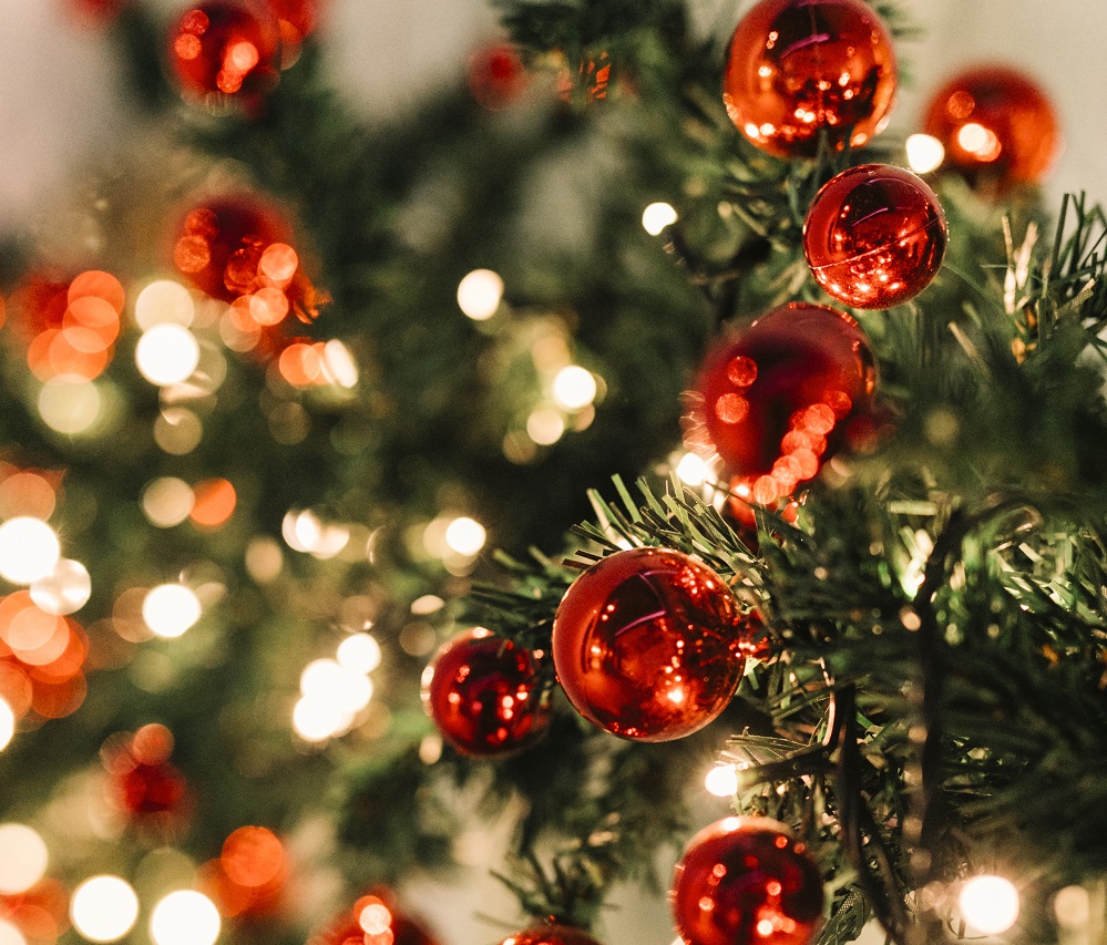«To πνεύμα των Χριστουγέννων»: Από τα κλασικά παραμύθια στις μεγάλες αίθουσες των ξενοδοχείων