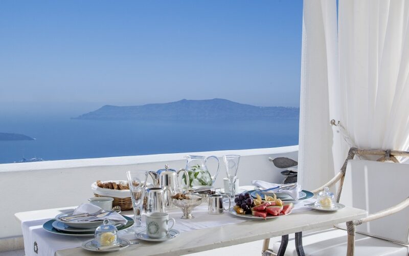 Tsitouras Collection | Luxury Suites in Firostefani